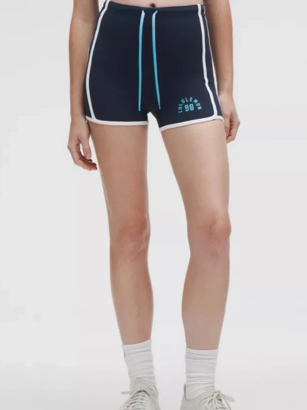 Lululemon Nulu Sporty Trim High Rise Short 3” size 10 NWOT
